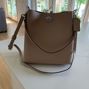 Coach Charlie Bucket Bag Nude Outstanding Condition